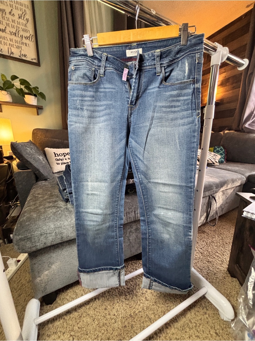 Kensie Boyfriend Jeans in Light-Mid Blue Wash